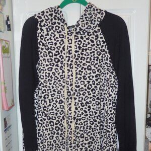 NWT Chris & Carol Lightweight L/S Hooded Top in Black and Leopard Size 3XL